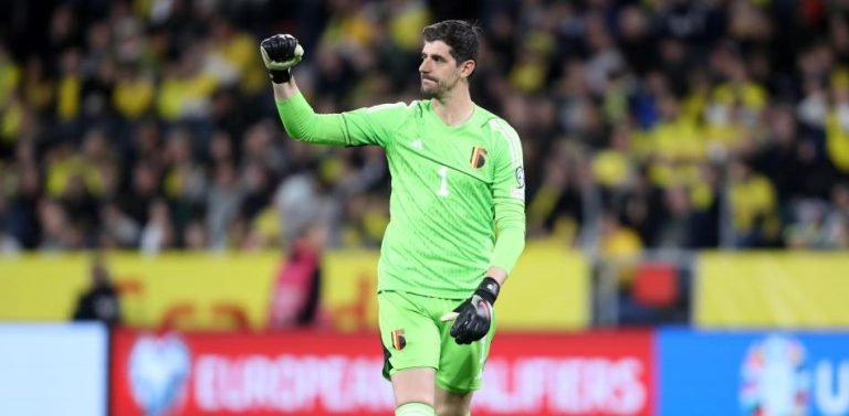 courtois-carga-contra-tedesco