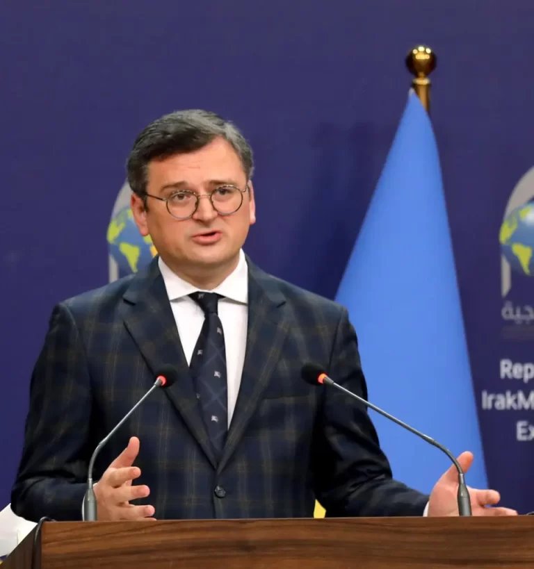 rss-efe9f6e4bb5d7c4909f2abd0478be871ad817a6967ew-960x1024-1