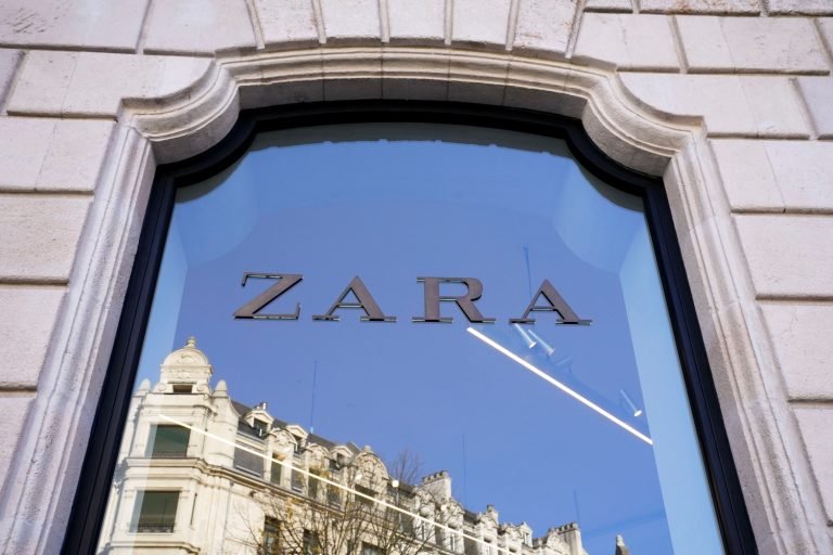 inditex-le-proprietaire-de-zara-suspend-ses-activites-en-russie_20230607121214_rsz