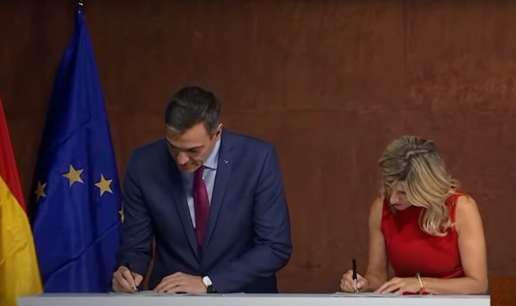 pedro_sanchez_yolanda_diaz_pacto_2023