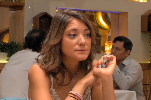 first-dates-una-soltera-de-paterna-le-confiesa-a-su-cita-que-quiere-ser-santa-tengo-11-hermanos-quiero-ser-como-mis-padres