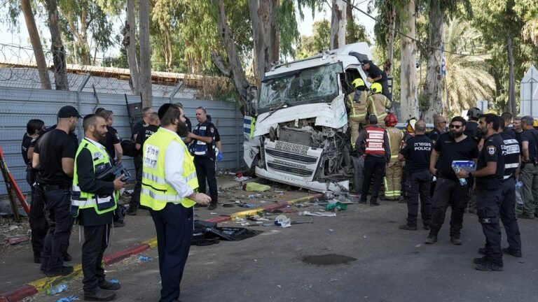 un-camion-embiste-a-35-personas-en-tel-aviv-la-policia-sospecha-de-ataque-terrorista