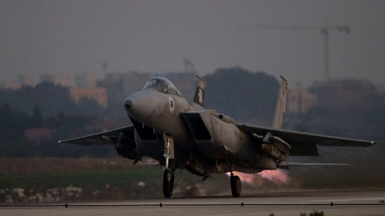 el-ejercito-israeli-aprovecha-la-caida-de-al-assad-para-atacar-instalaciones-nucleares-de-iran