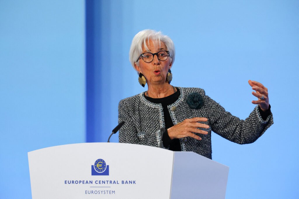 la-presidente-de-la-bce-christine-lagarde-au-siege-de-la-bce-a-francfort_20241217071310_rsz