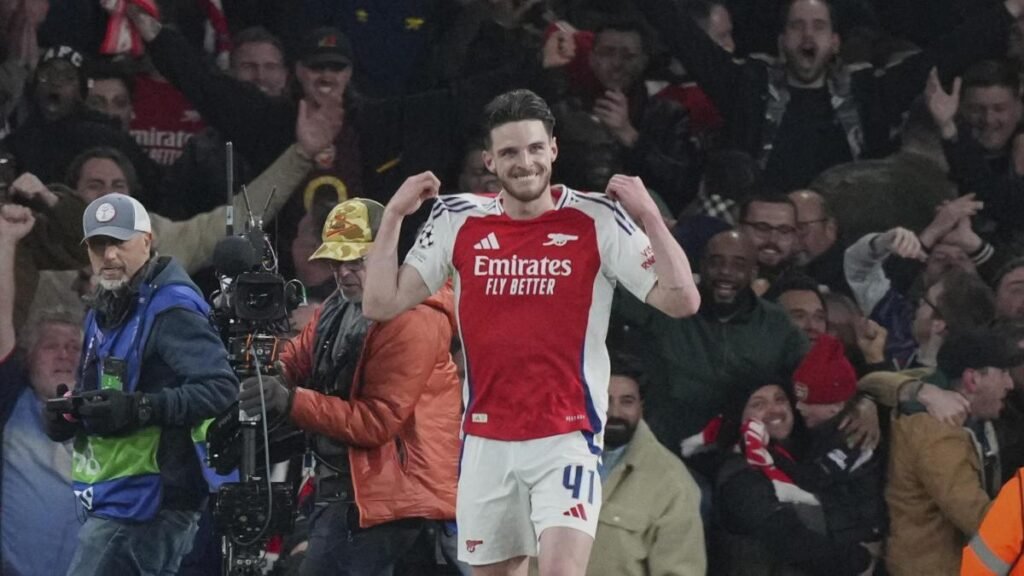 rice-riza-el-rizo-con-dos-obras-de-arte